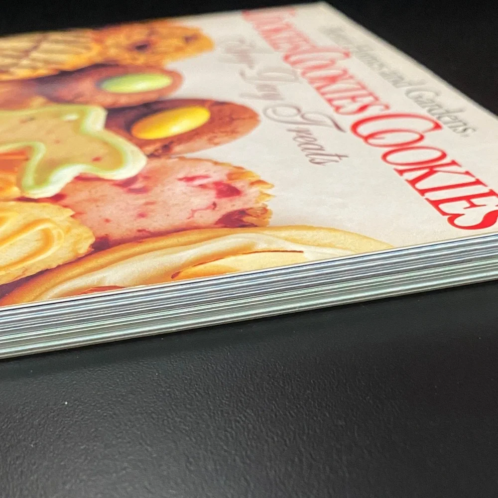 Better Homes and Gardens Cookies Christmas and Any Day Treats double cookbook